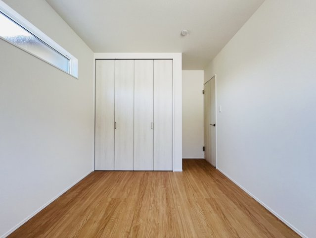 東海市中央町6丁目65-3『仲介手数料無料』新築戸建ての洋室