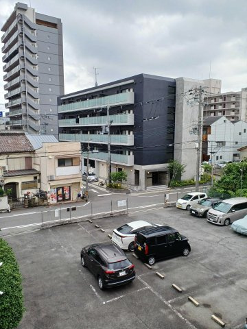 東大阪市長栄寺　中古戸建の展望|ダイニングキッチンの窓からの眺望