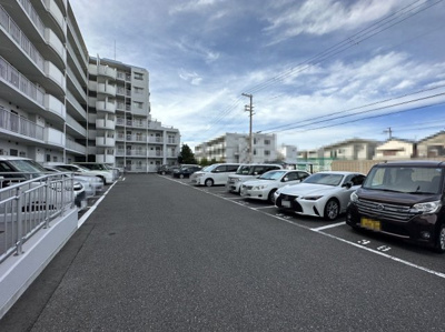 【駐車場】 | サングレール・フェニング | アリオ鳳まで徒歩１６分♪休日のお出かけや普段のお買い物にも便利ですね♪