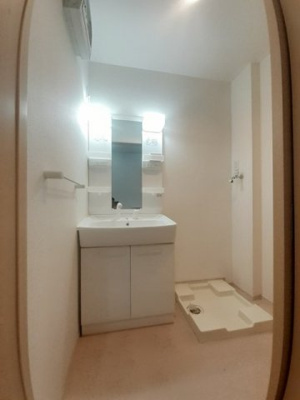 【洗面所】 | ガーデニアＫ・Ⅲ | スペースが確保できる洗面所です