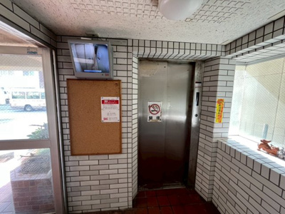  | メゾンリベルテ港町