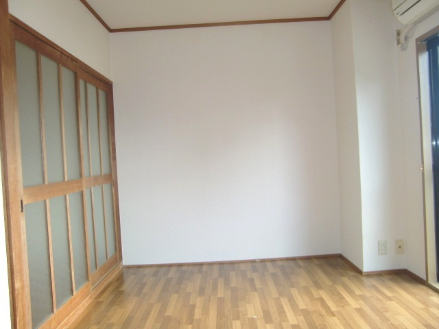ＳＩハイツ岩屋Ⅱの洋室
