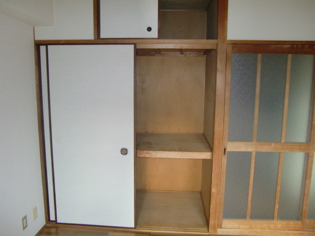 ＳＩハイツ岩屋Ⅱの収納