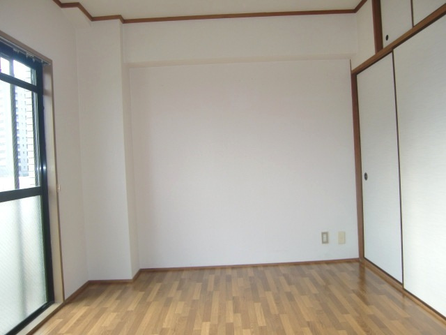 ＳＩハイツ岩屋Ⅱの洋室