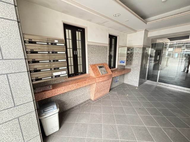 ＲＥＳＩＤＥＮＣＥ西宮三篠町公園のロビー