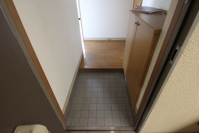 ＲＥＳＩＤＥＮＣＥ西宮三篠町公園の玄関|ゆったりとした玄関です