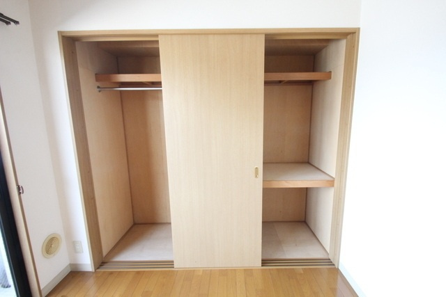 ＲＥＳＩＤＥＮＣＥ西宮三篠町公園の収納|たっぷりとした収納スペースです