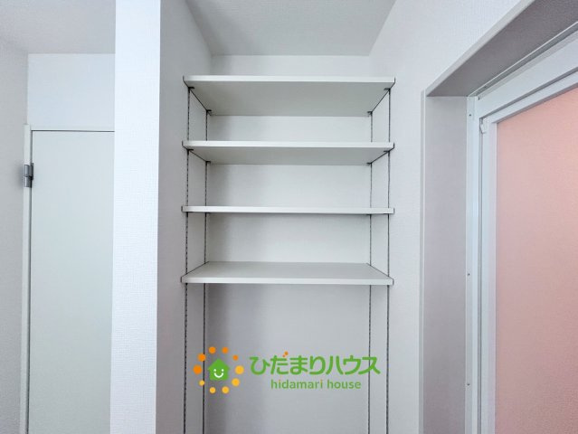 久喜市本町10期　新築一戸建て　02　リガーレの収納