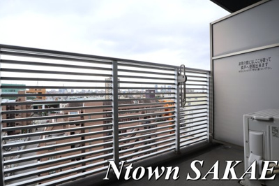 【バルコニー】 | スカイホース | 外からの目が気にならないバルコニーで洗濯物が干せます