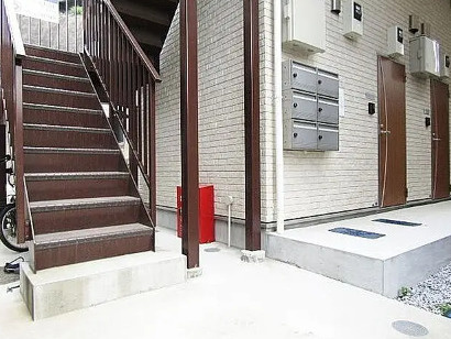 神奈川県横浜市磯子区杉田　一棟アパートのその他