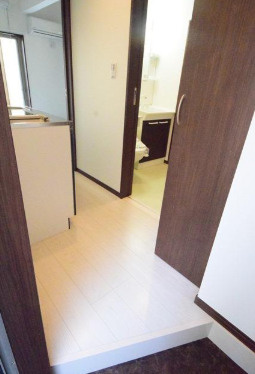 神奈川県横浜市磯子区杉田　一棟アパートのその他