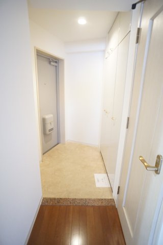 ロータリー宝塚南口の玄関