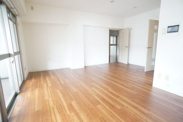 ロータリー宝塚南口の内装