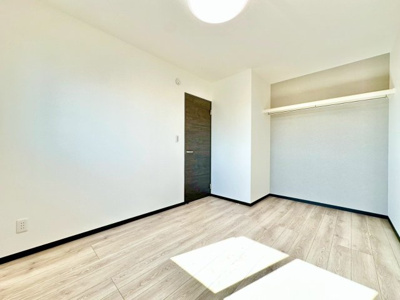 【バルコニー】