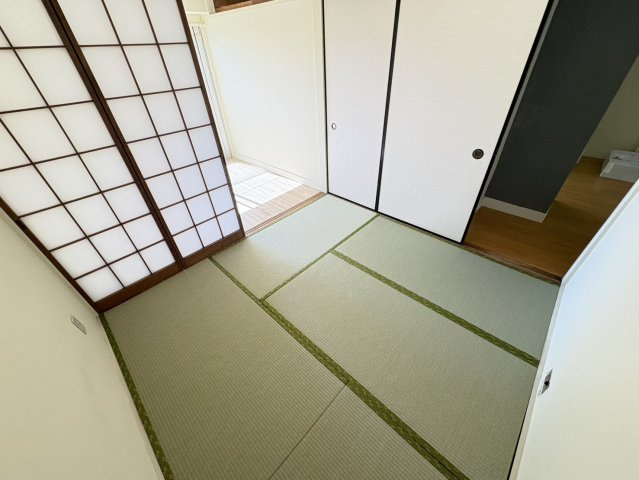 第一シャトー鴻ノ台の和室