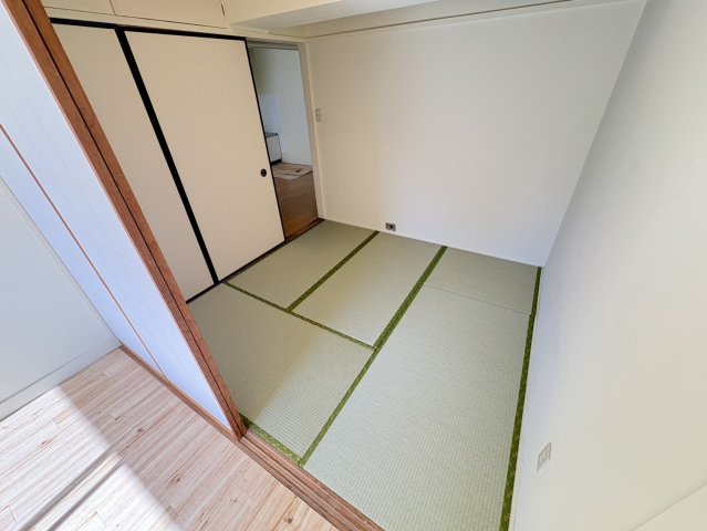 第一シャトー鴻ノ台の和室