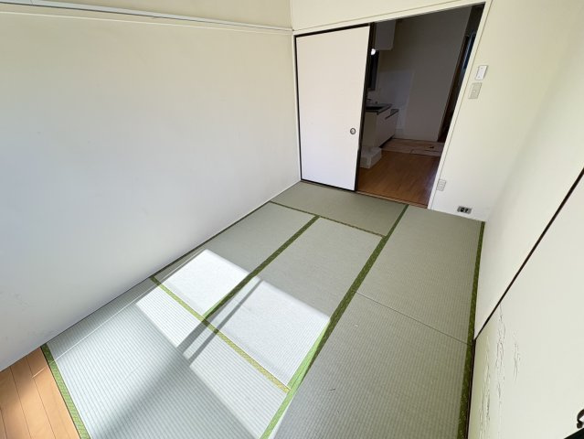 第一シャトー鴻ノ台の和室