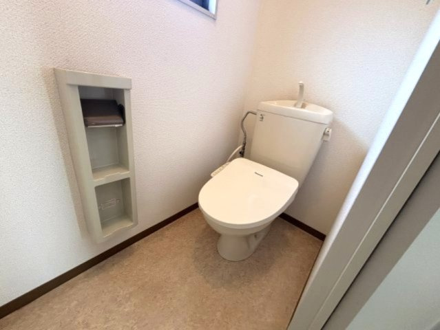 フルール岡本のトイレ