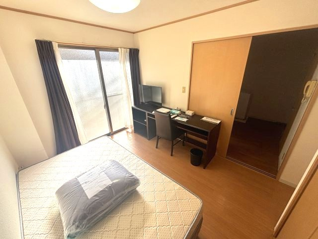 メゾン御影の洋室