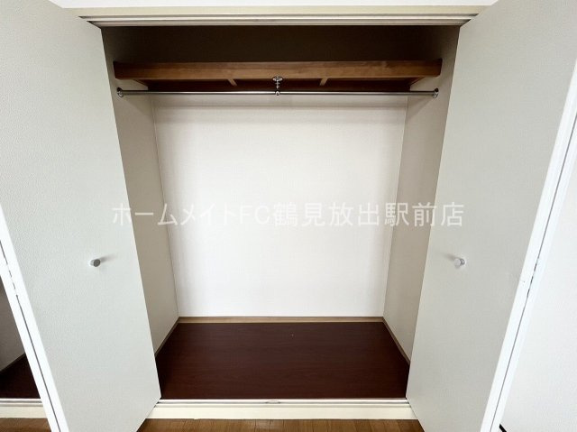 大阪市鶴見区諸口６丁目の賃貸マンションの収納