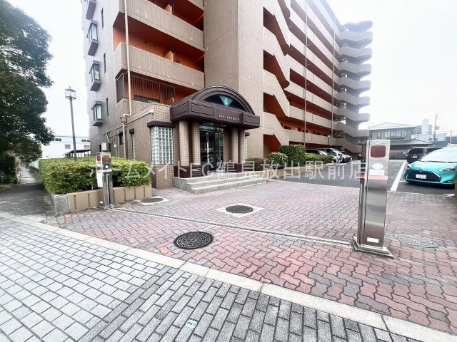 大阪市鶴見区諸口６丁目の賃貸マンションの駐車場