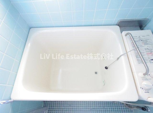 三沢ビルの浴室