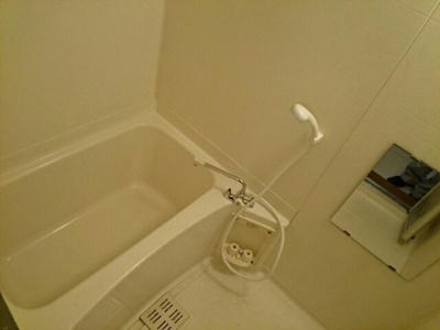 【浴室】 | メゾンドーレⅢ | 落ち着いた空間のお風呂です