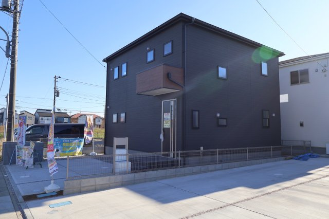 《仲介手数料無料》岩槻区大字岩槻6753(4号棟第2)新築一戸建てリーブルガーデンの外観|撮影日 2025年11月22日 13:30 晴れ