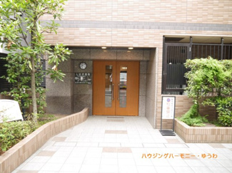 【エントランス】