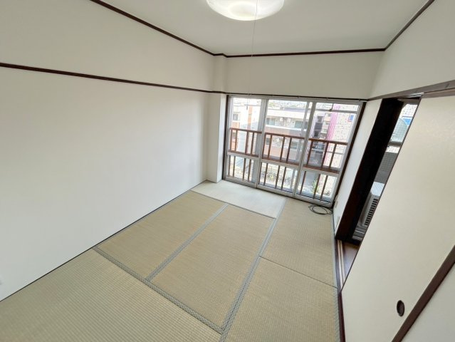 瑞光コーポの和室