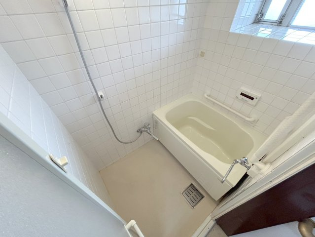 瑞光コーポの浴室