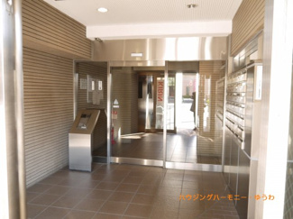 【エントランス】