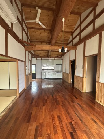 豊田市美里2丁目貸家の内装