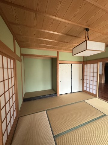 豊田市美里2丁目貸家の和室