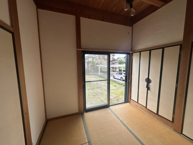 豊田市美里2丁目貸家の和室