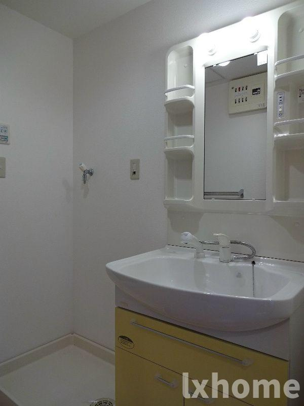 ディアコートの独立洗面台|独立洗面化粧台が付いています