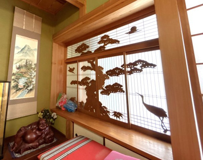 【和室】 | 和の余白で贅沢に暮らす家　熊本県菊池郡菊陽町 | 繊細な飾り障子や欄間は圧巻