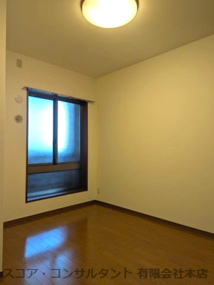 【洋室】 | レクセルマンション茅ヶ崎 | 玄関入って左の洋室です。