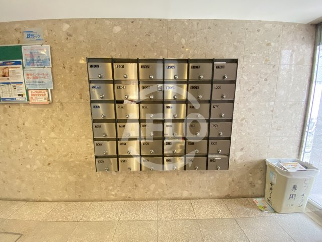 オーキッドコート西大橋のその他共用部分|オーキッドコート西大橋　メールボックス