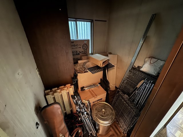 大神町4丁目貸家の収納