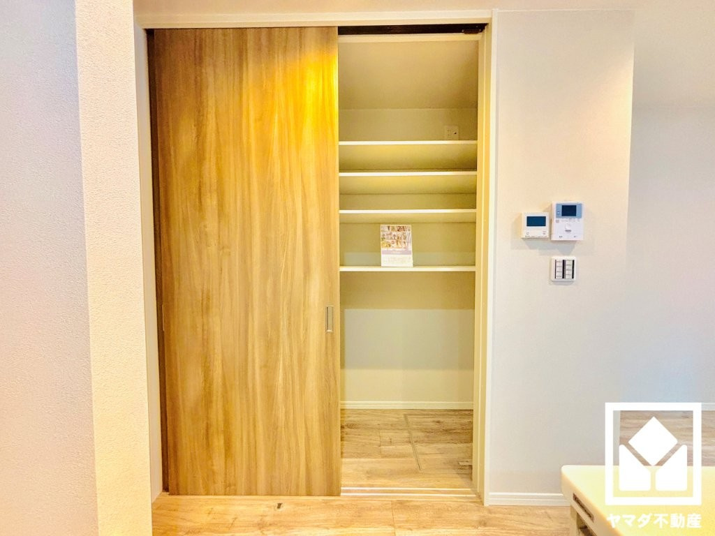 伏見区桃山井伊掃部東町　NO.2　B号棟の収納