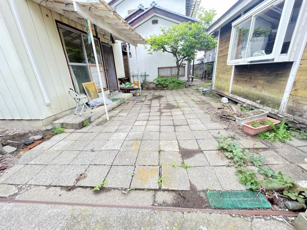 宇都宮市茂原２丁目　3ＬＤＫ　中古住宅の庭