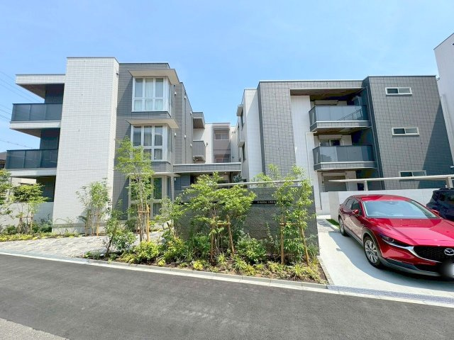 D-ROOM上新庄南口の外観