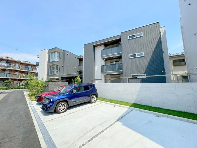 D-ROOM上新庄南口の外観