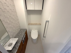 【トイレ】 | 2025年10月3日撮影