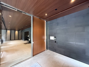 【エントランス】 | 2025年10月3日撮影