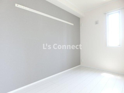 【内装】 | フォルーナⅤ | ３．５帖の洋室は寝室として使えます。