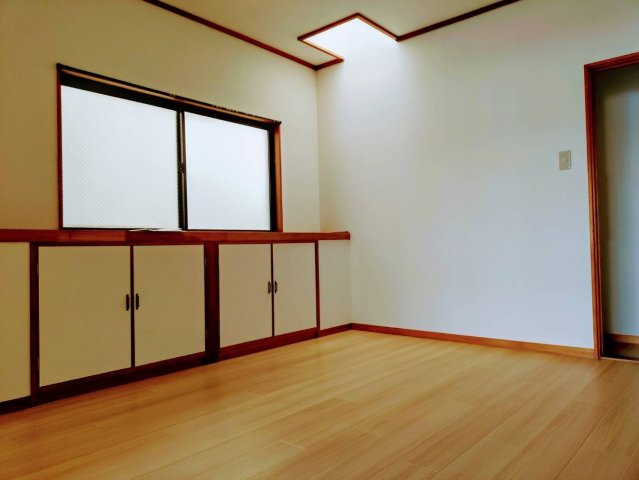 ＬｉｔｔｌｅＮｅｓｔの洋室