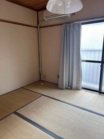 森川ビルの寝室