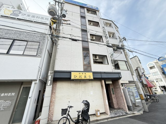 パレス野江の外観